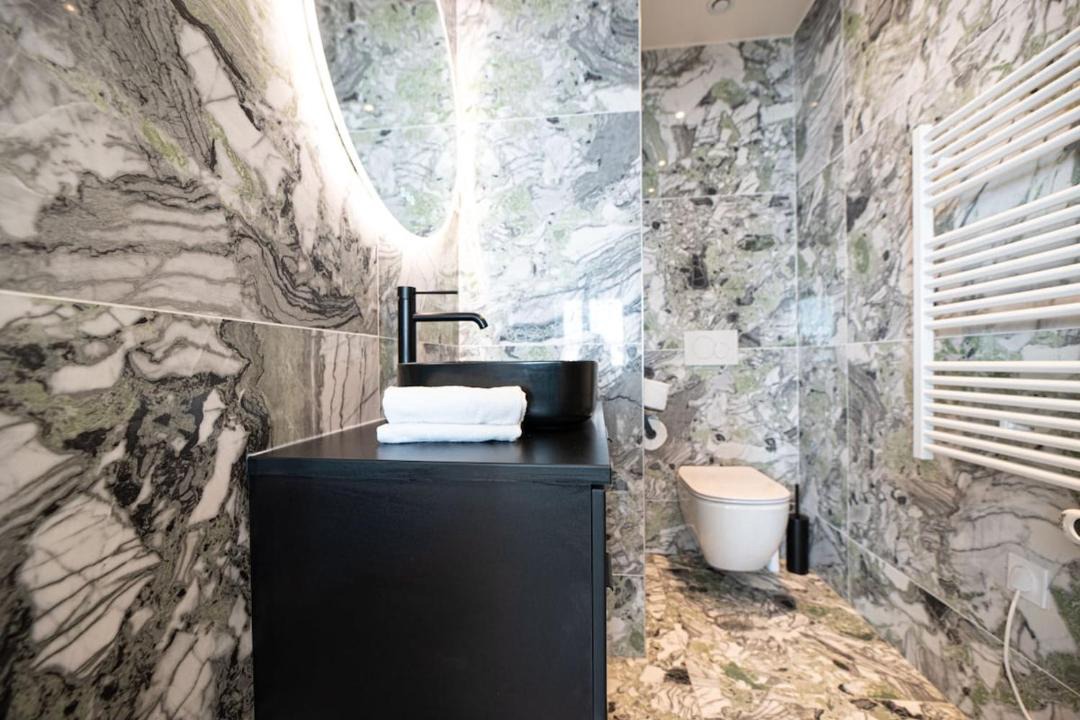 Photo of Bathroom in 15th Arrondissement