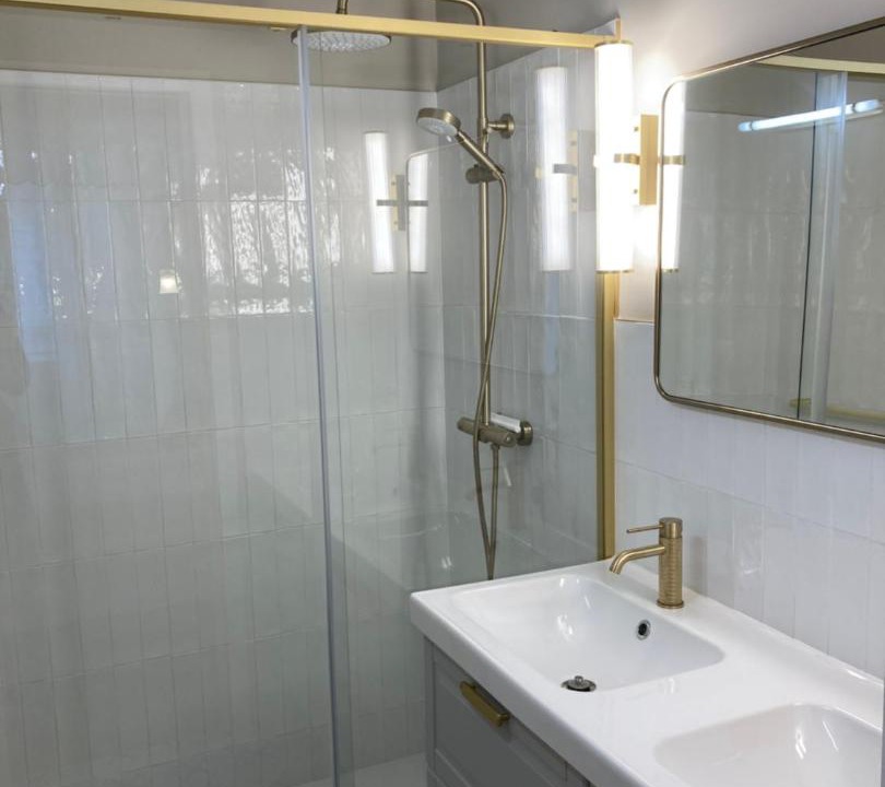 Photo of Bathroom in Nyons