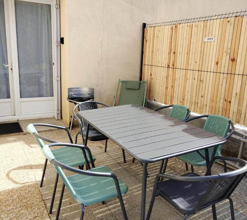 Photo of Patio Balcony in Saint-Christophe-du-Bois
