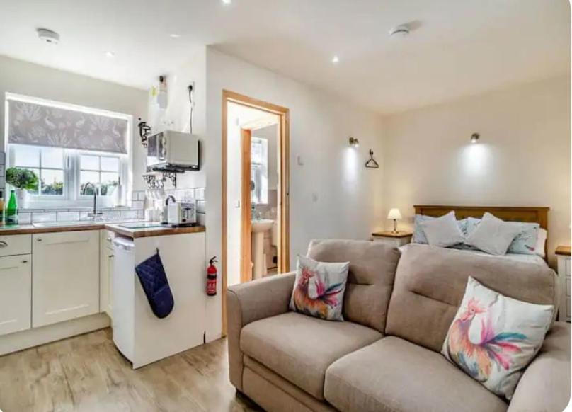 Photo of Others in Howlett End