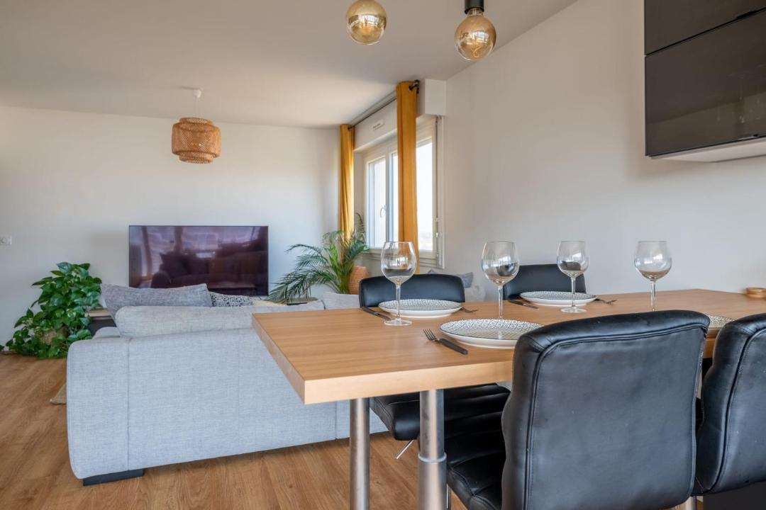 Photo of Others in La Demi - Lune