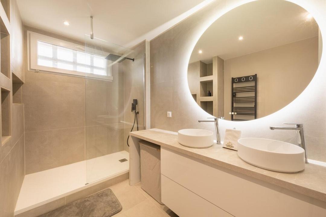 Photo of Bathroom in Beauvais