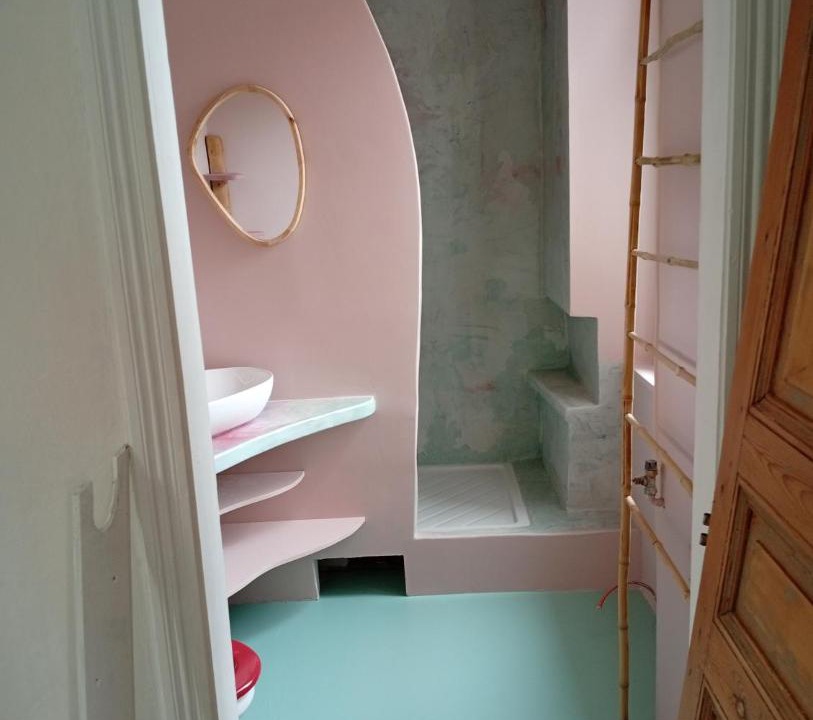 Photo of Others in Couret