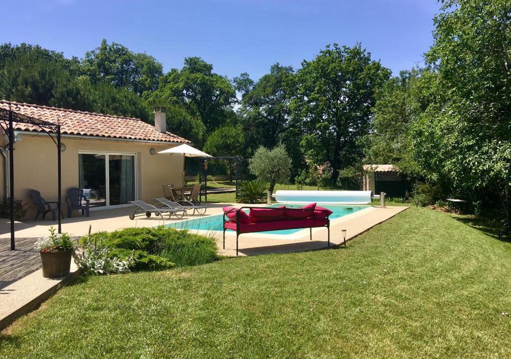 Photo of Others in Saint-Vincent-de-Barres