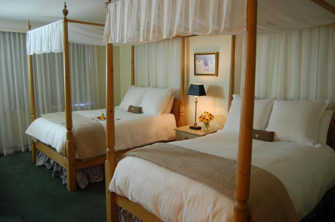 Photo of Bedroom in Simsbury Center