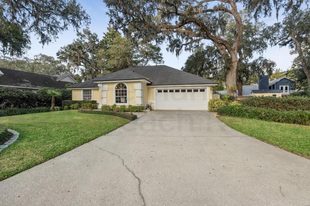 Photo of Others in Amelia City