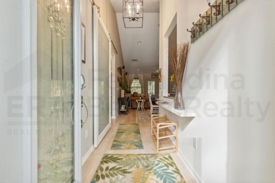 Photo of Others in Amelia City