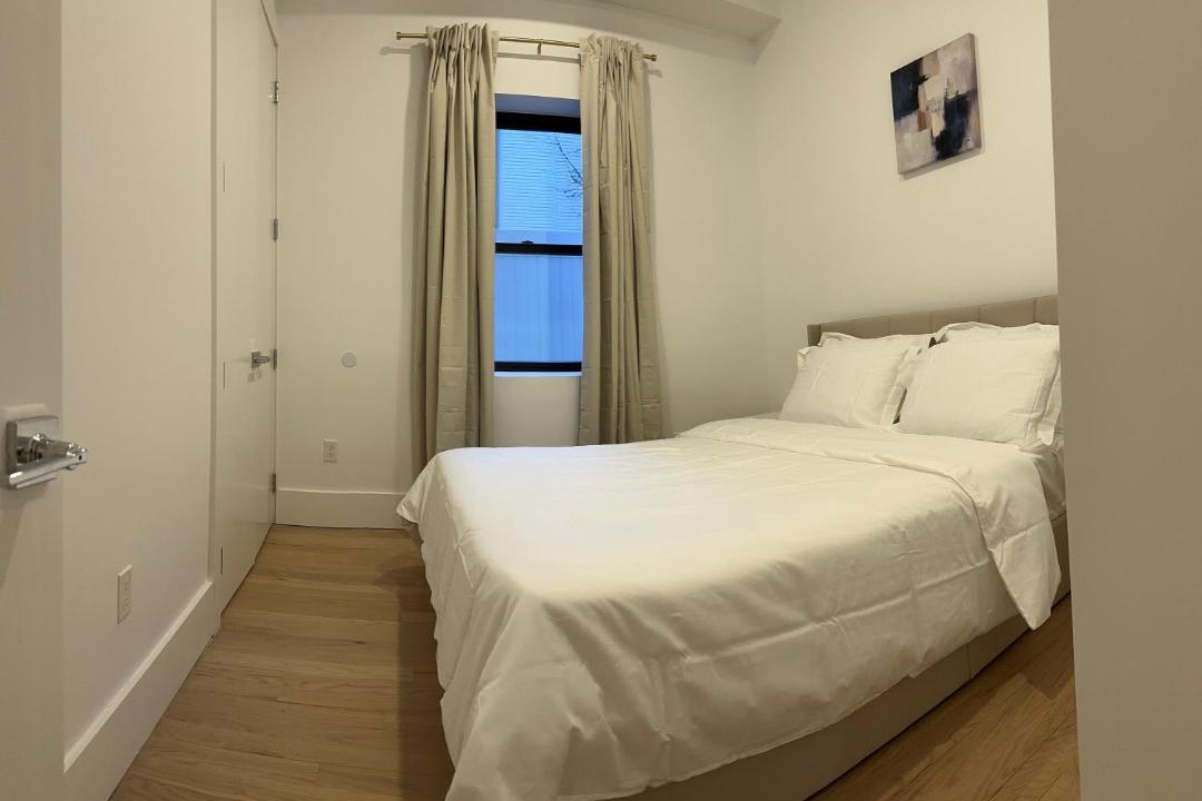 Photo of Bedroom in Hackensack River Waterfront