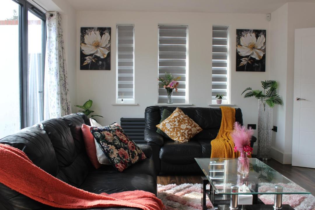 Photo of Others in West Thurrock