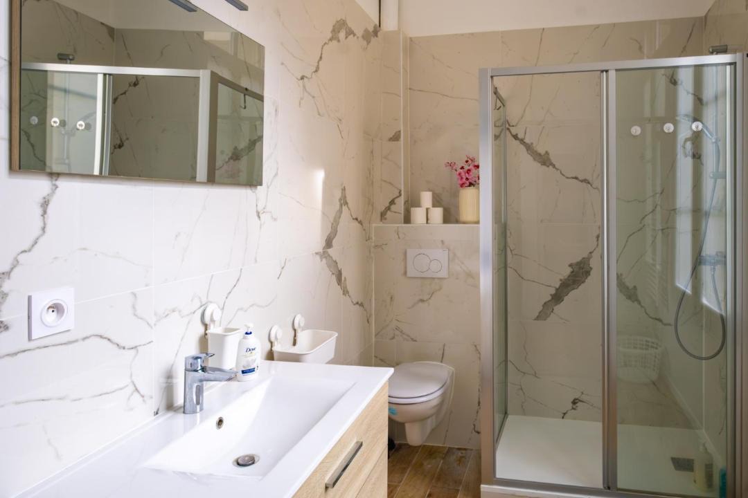 Photo of Bathroom in Quartier de la Monnaie