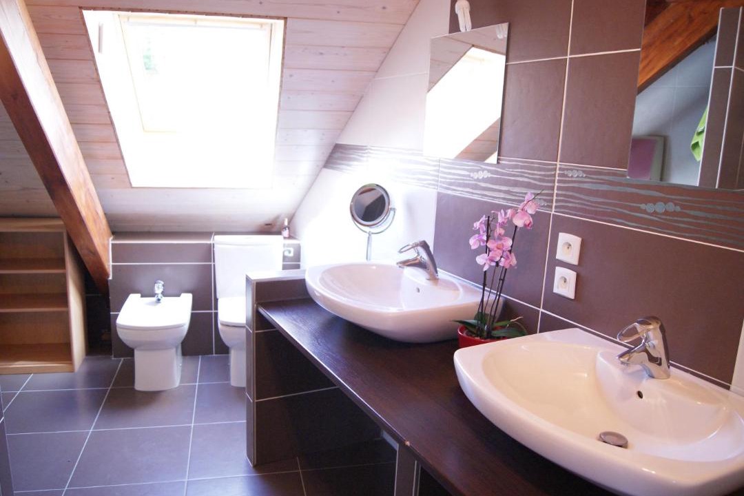 Photo of Others in Cessenaz