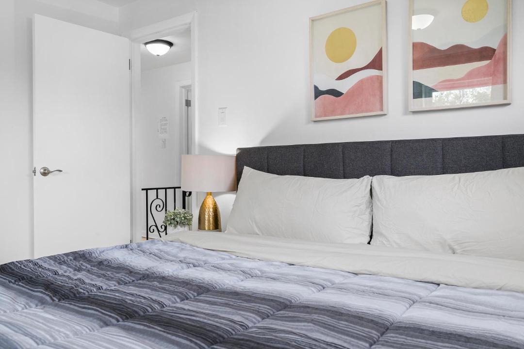 Photo of Bedroom in Pittsburgh