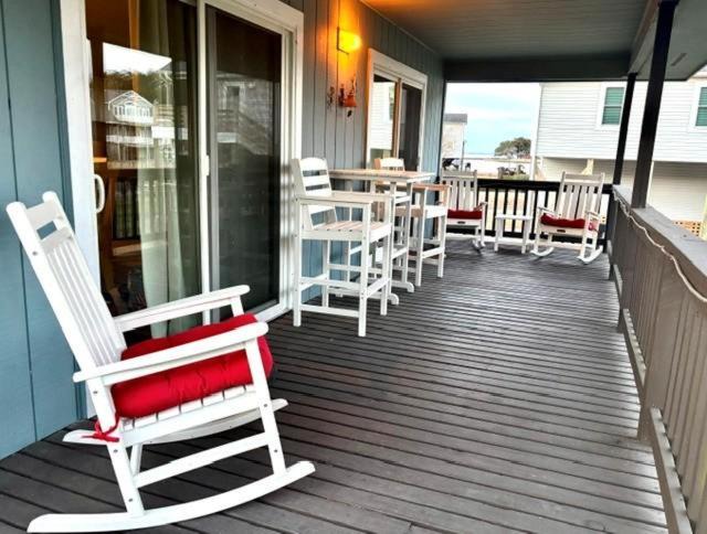 Photo of Patio Balcony in Colington Harbour