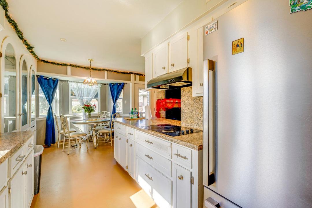 Photo of Kitchen in South Side