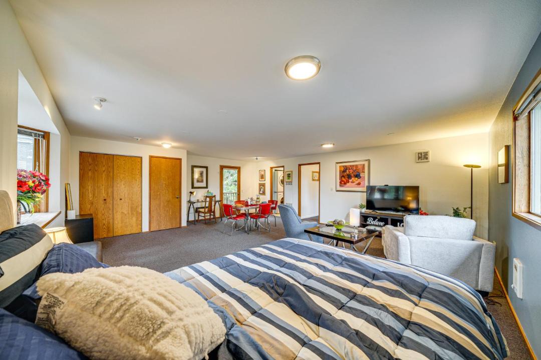 Photo of Bedroom in Seattle Metro Area