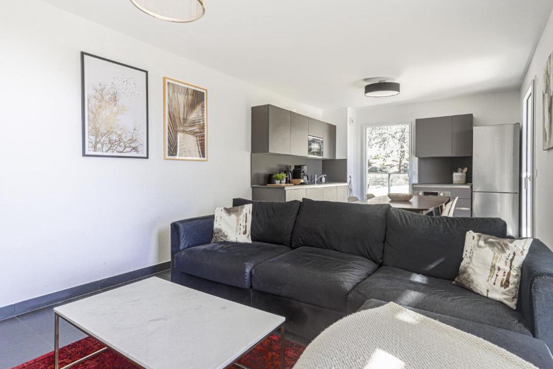 Photo of Others in Eze