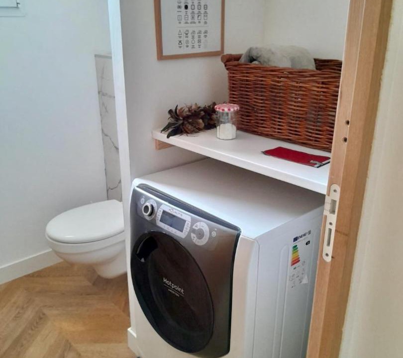 Photo of Others in Lavit