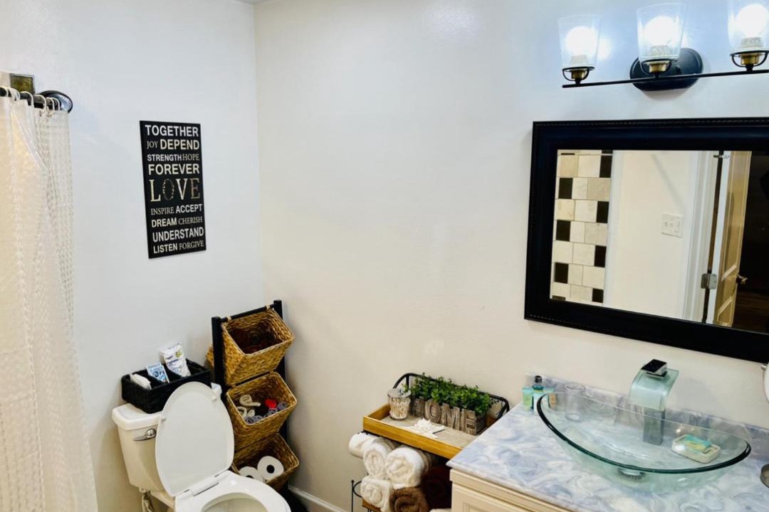 Photo of Bathroom in LaPlace