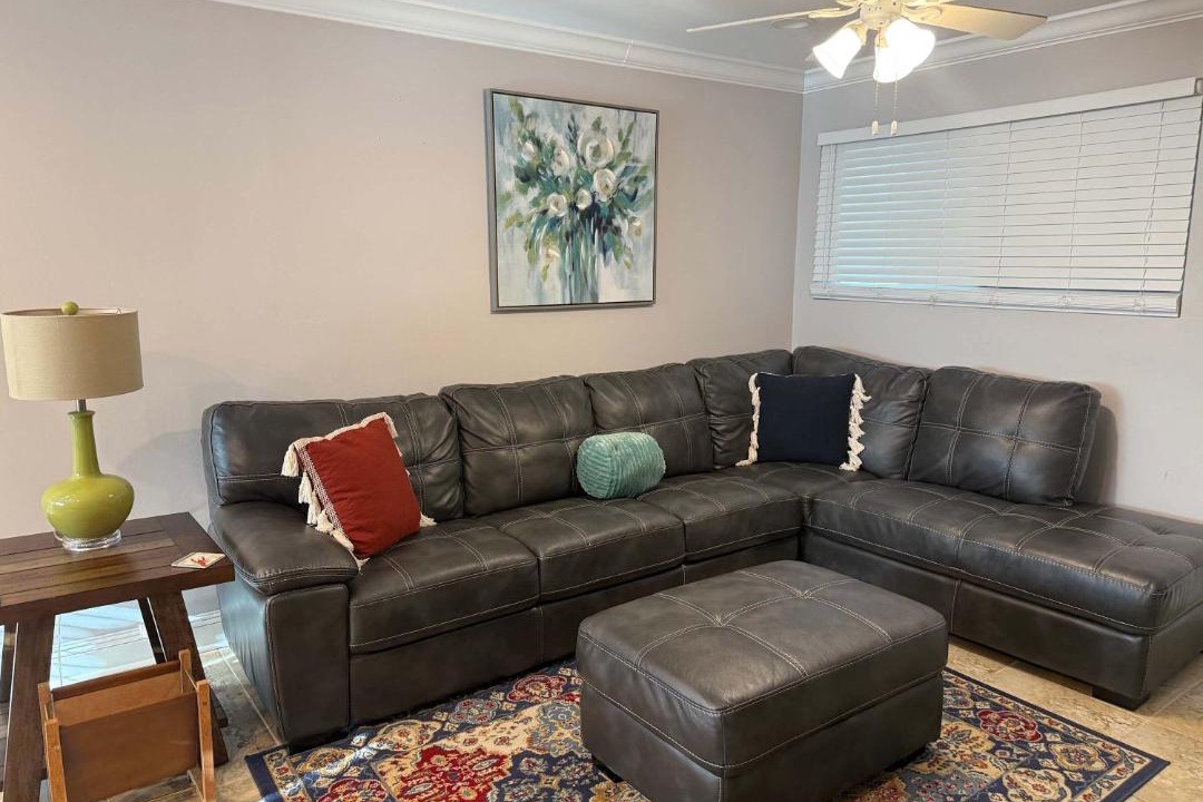 Photo of Livingroom in Highlands - Perkins