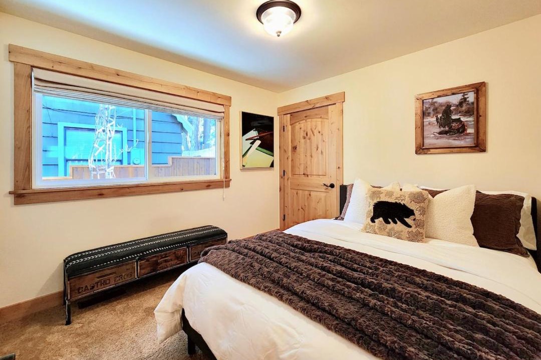 Photo of Others in Tahoe Vista