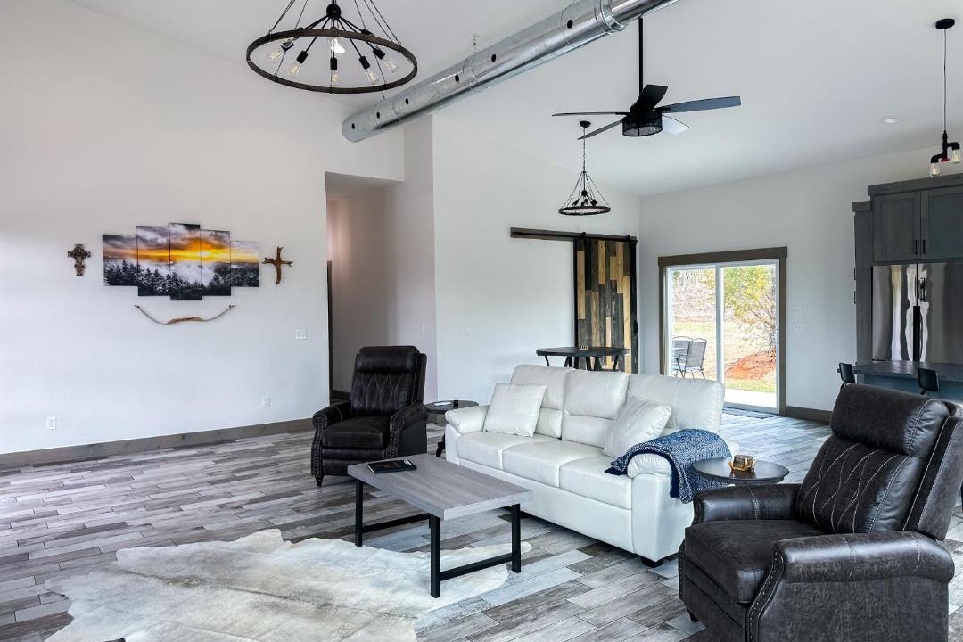 Photo of Livingroom in Purcell