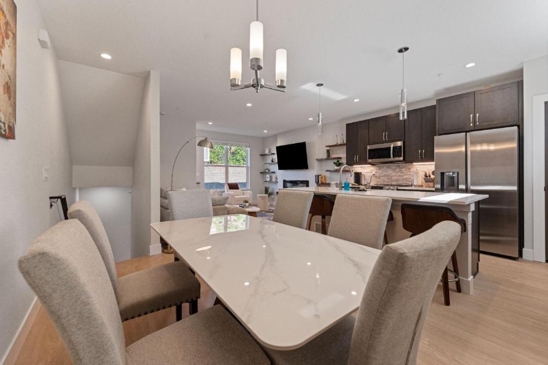 Photo of Kitchen in Barths