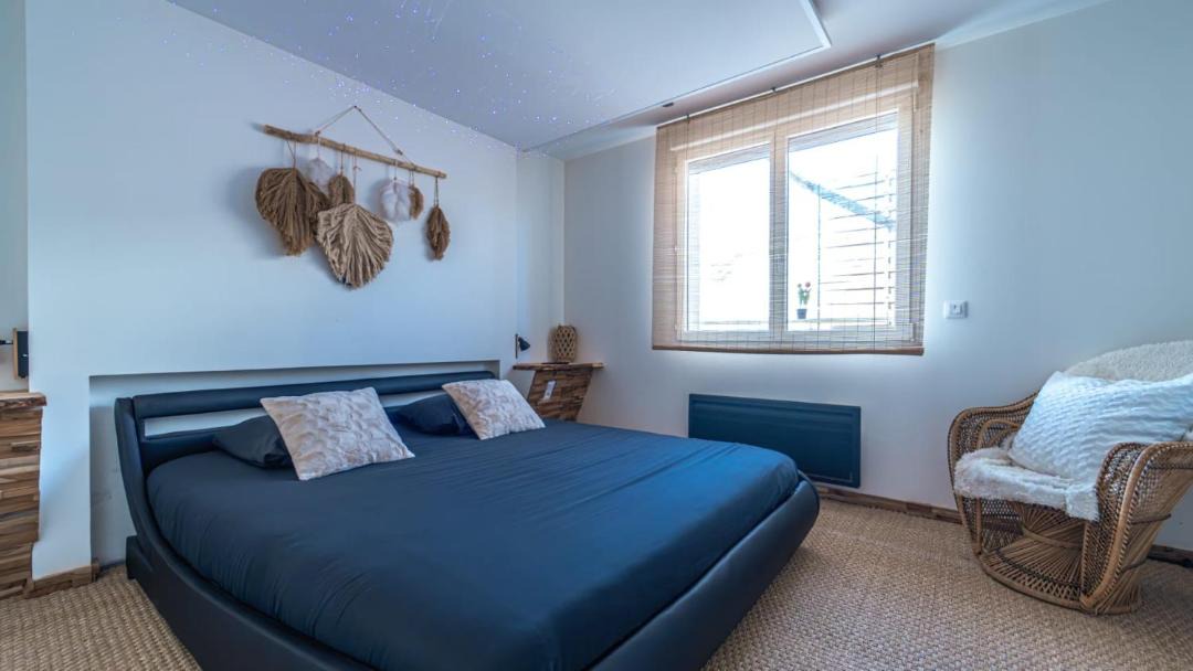 Photo of Bedroom in Precy-sur-Oise