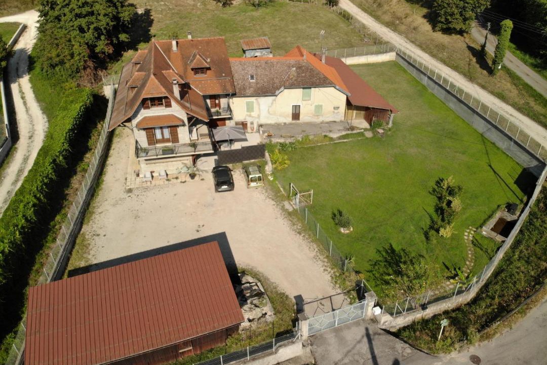 Photo of Others in Saint-Genix-sur-Guiers