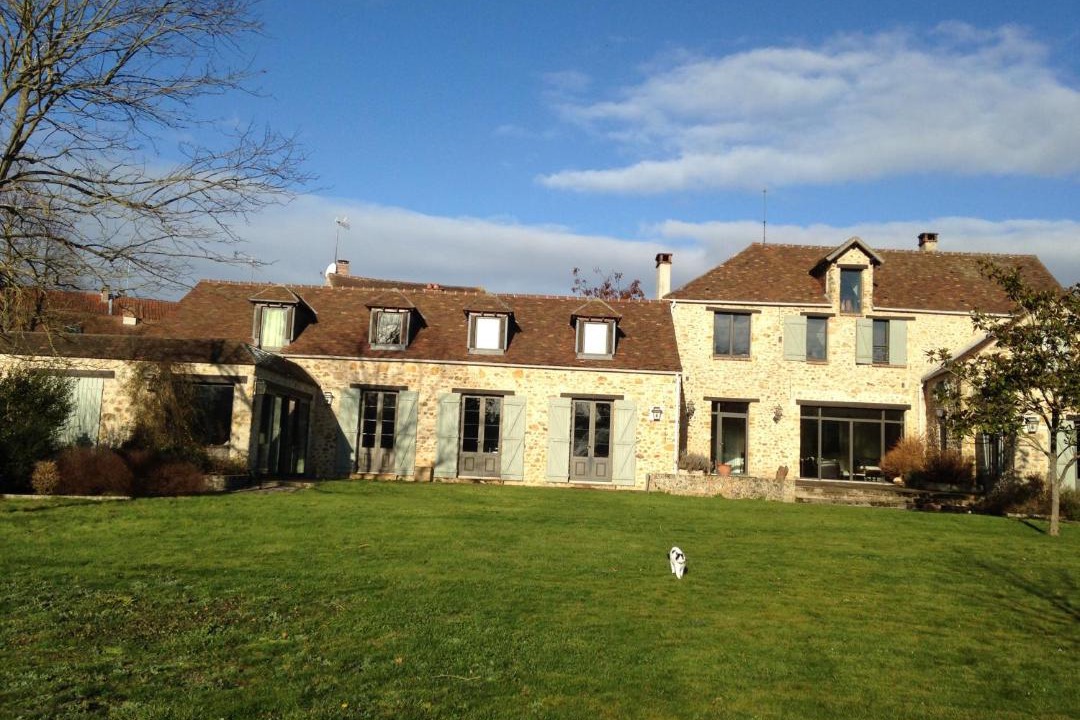 Photo of Buildings in Saint Germain les Arpajon