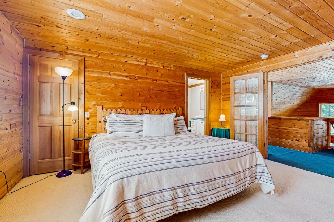 Photo of Bedroom in Leavenworth