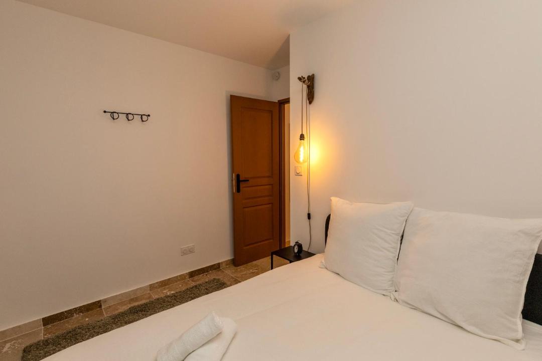 Photo of Bedroom in Apt