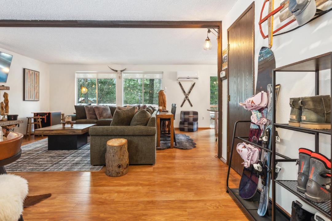 Photo of Others in Packwood