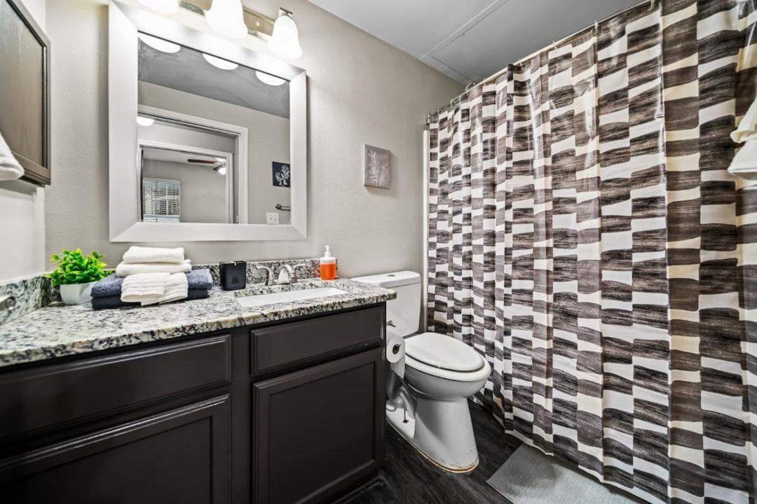 Photo of Bathroom in Fossil Creek