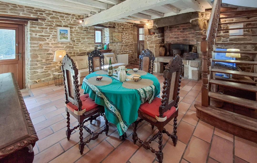 Photo of Others in Caden