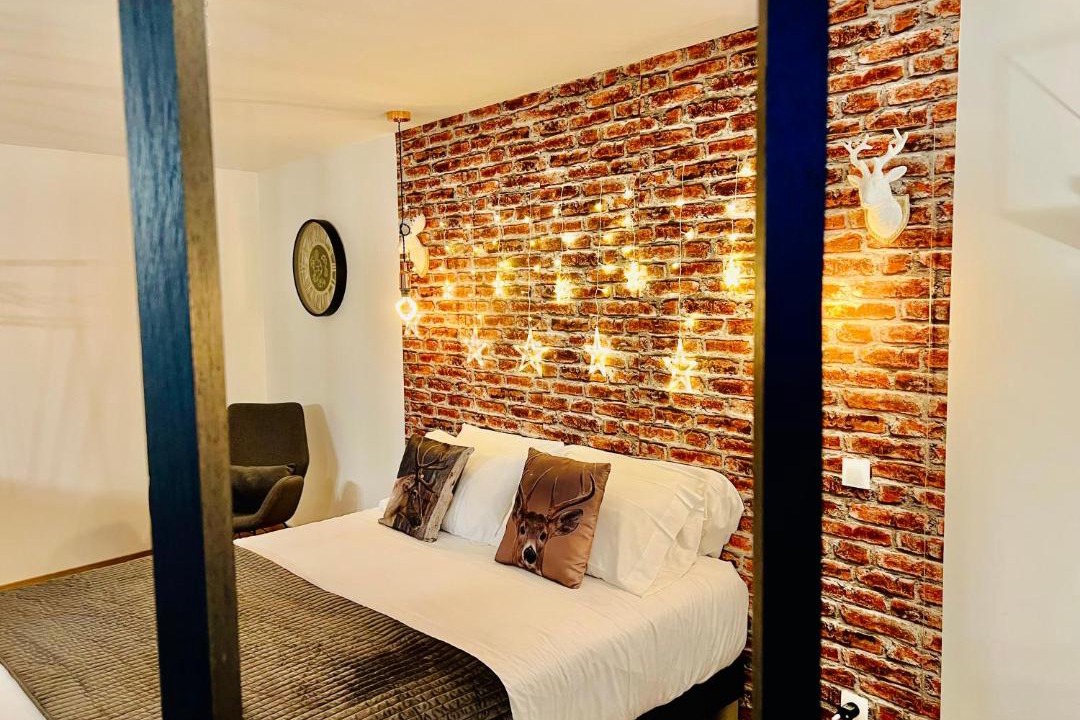 Photo of Bedroom in Calais Frethun