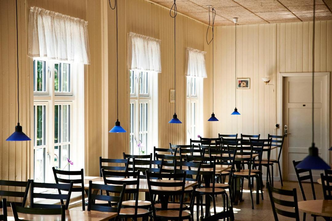 Photo of Others in Ronne