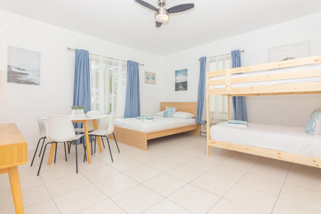 Photo of Bedroom in Mid Beach