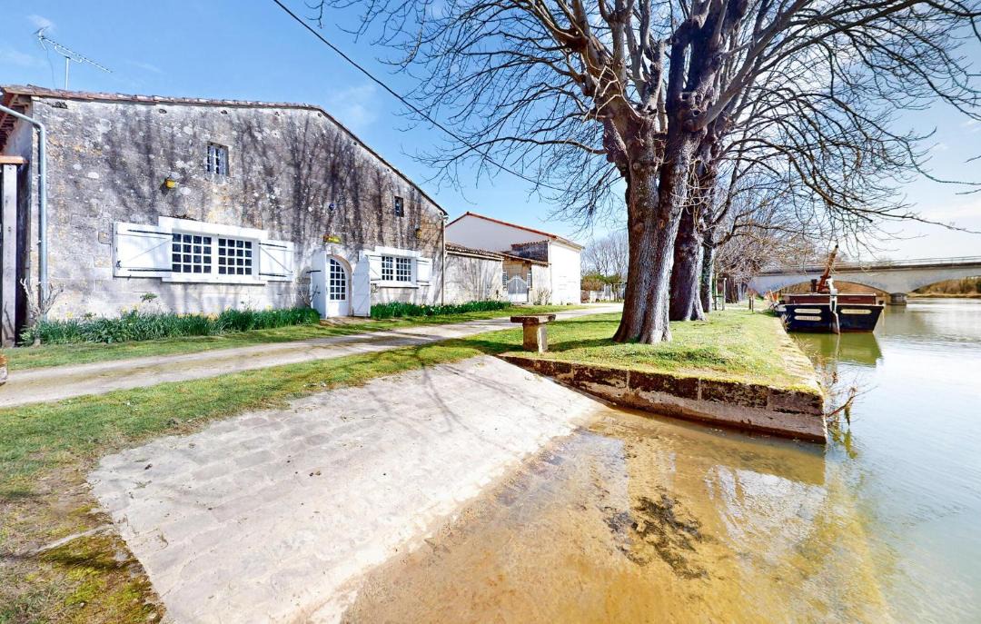 Photo of Others in Saint-Simon