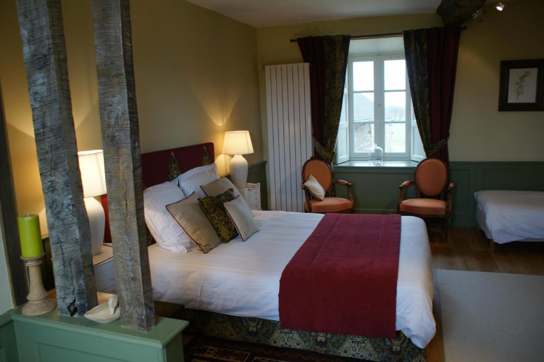 Photo of Bedroom in Pontorson