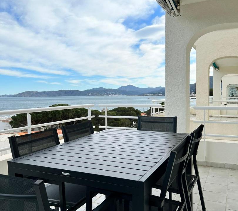Photo of Patio Balcony in Llanca