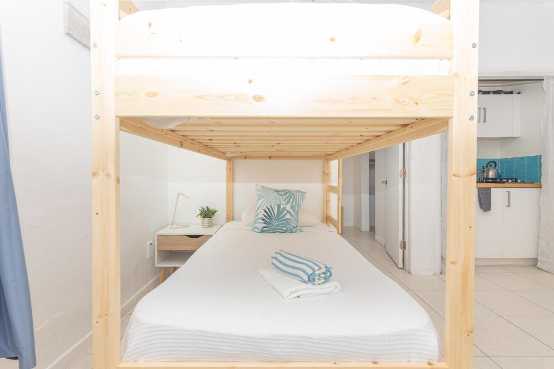 Photo of Bedroom in Mid Beach