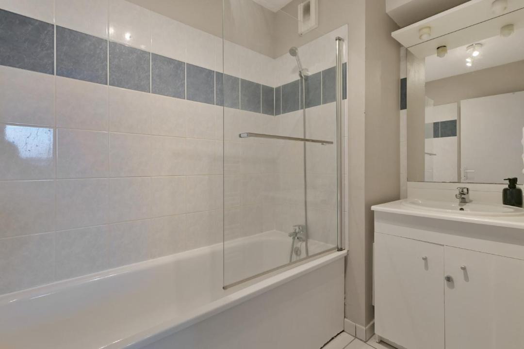 Photo of Bathroom in Laval