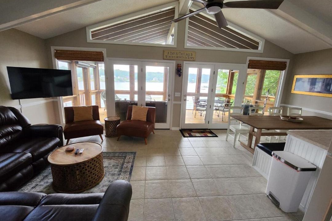 Photo of Others in Jasper