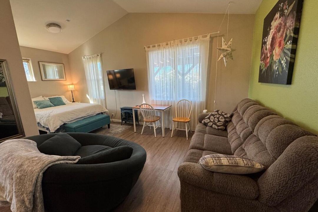 Photo of Others in Middletown