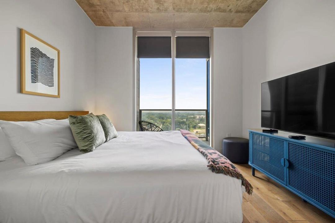 Photo of Bedroom in Rainey Street Historic District