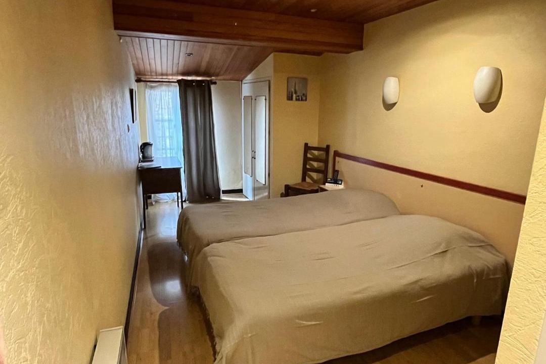 Photo of Bedroom in Limoux