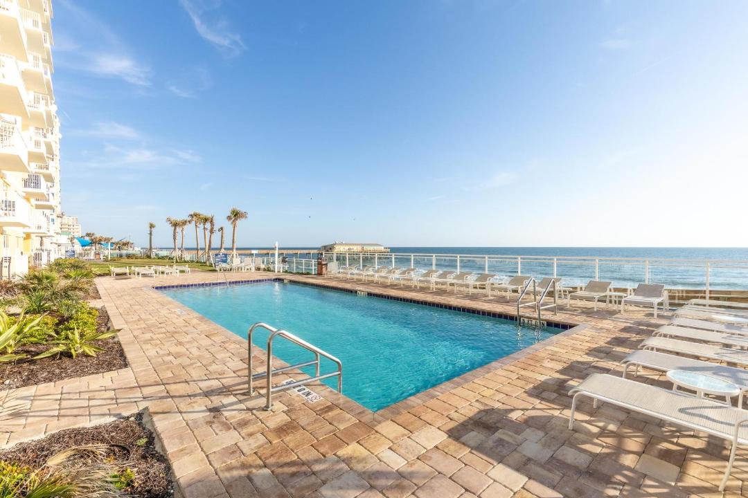 Photo of Patio Balcony in Ocean View Halifax Estates