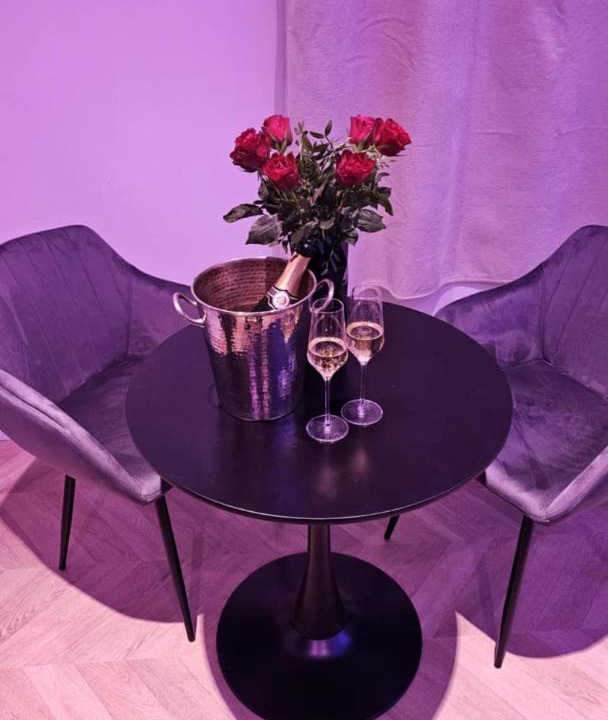 Photo of Others in Orbec