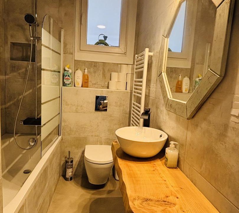 Photo of Bathroom in Vitry-sur-Seine
