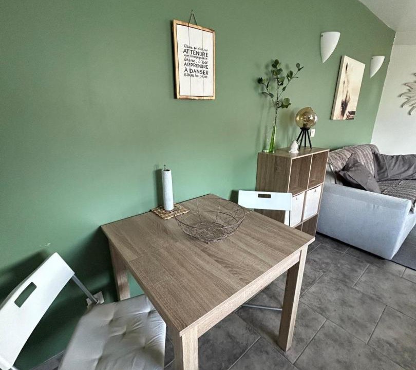 Photo of Livingroom in Neuville-Saint-Remy